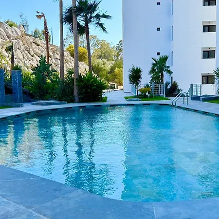 Appartement Confort Vue Mer I Piscine Et Parking I Exclusivement Aux Familles Tangier Exterior photo